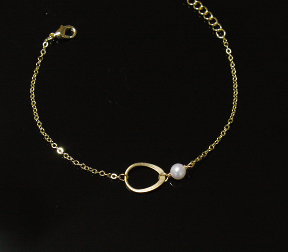 زفاف - Set of 3 eternity circle bracelet, karma bracelet ,wedding Jewelry,bridal,bridesmaid gifts, Swarovski Pearl