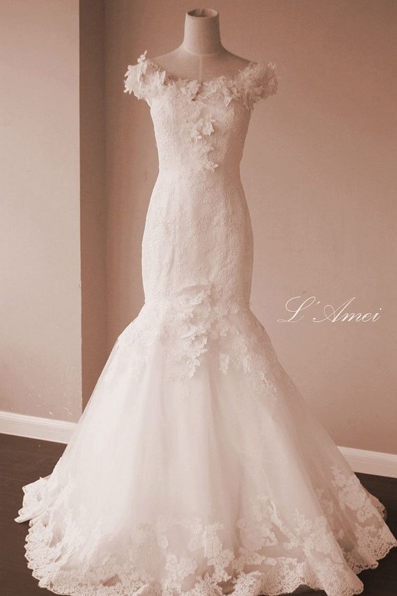 Hochzeit - Custom Made Mermaid Princess Lace Wedding Bridal Gown Dress