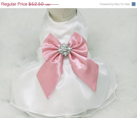 Hochzeit - Pink Dog Dress, Dog Birthday gift, Pet wedding accessory, Pink wedding, Rhinestone, dog lovers, Pink white dog dress, Pink Lovers
