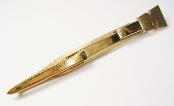 زفاف - Massive Vintage Swank Initial M Tie Bar Clip Slide Mid Century Monogram gold tone men's Bling Wedding Jewelry
