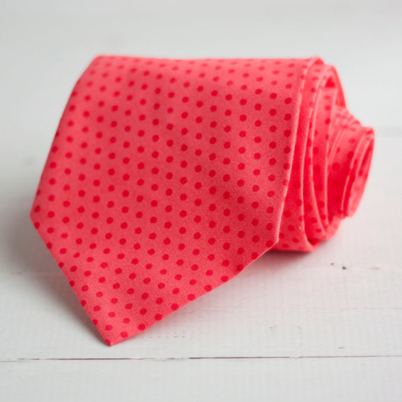 Свадьба - men's coral pin dot necktie