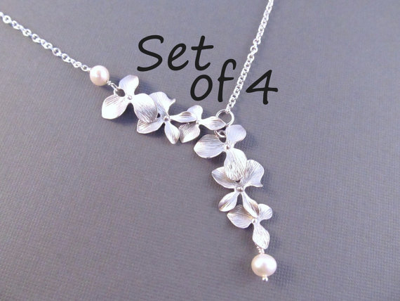 Hochzeit - Pearl Bridesmaid Necklace Set of 4, Silver Orchid Flowers with Pearls, Bridal Party Jewelry, Wedding Jewelry, Lariat Style Necklace