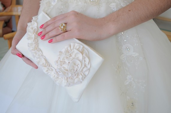 Свадьба - Ivory Bridal Clutch - The Kimberly Clutch in Satin, Wedding Ruffle Purse, Bridal Bride Bag, Ivory Ruffle Clutch