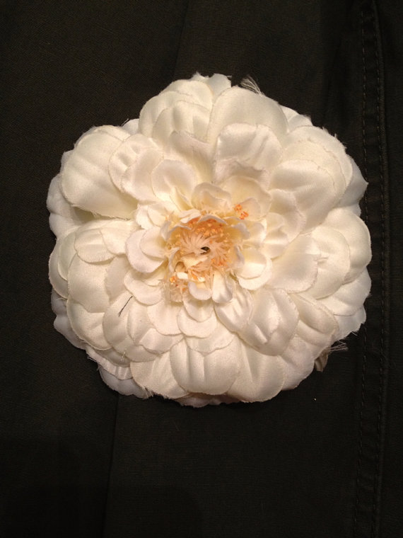 زفاف - Perfect white silk zinnia hair flower pinup wedding vlv