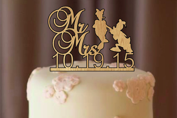 Wedding - rustic wedding cake topper, personalize cake topper, silhouette wedding cake topper, monogram cake topper, bride and groom deer cake topper