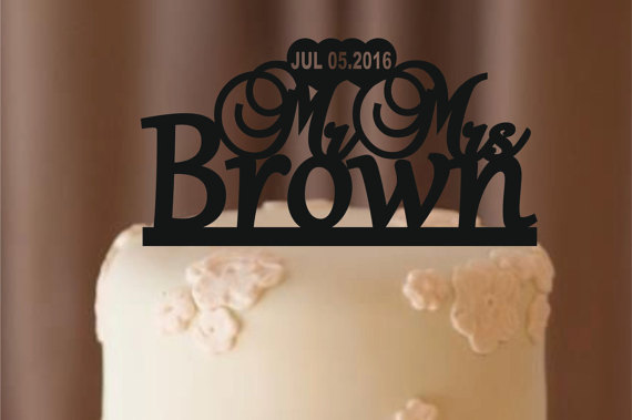 زفاف - personalized wedding cake topper, silhouette wedding cake topper, bride and groom, mr and mrs, monogram cake topper, rustic cake topper