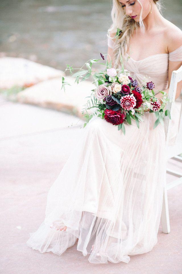 Mariage - Earthy And Vibrant Wedding Editorial