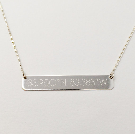 Mariage - Sterling Silver Coordinates Bar Necklace Tiny Bar Necklace in Silver or Gold for Women or Bridesmaid Present