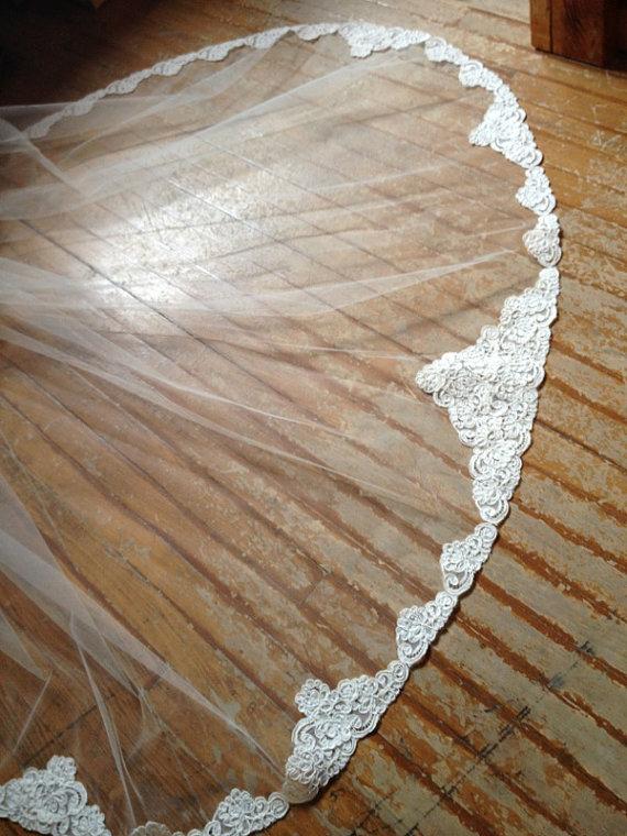 Mariage - Cathedral Lace Veil, Couture Alencon Lace Veil, Bridal Veil, Lace trim, bridal accessories, Ivory veil, Chapel length Veil, French Lace.