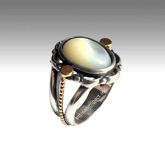 زفاف - White Shell Ring, gold silver ring, flower ring, unique engagement ring for her, alternative ring, gypsy ring, boho - Love me simply R2207