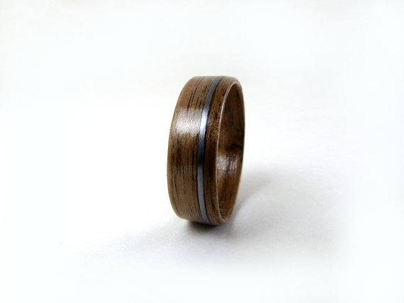 Mariage - Walnut Wood Ring, Guitar String Inlay, Guitar String Ring, Bent wood Ring, Men's Wood Ring, Women's Wood Ring, Wedding Ring, Engagement Ring