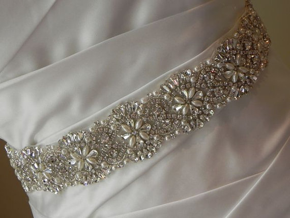 Hochzeit - Pearl and Rhinestone Flower Bridal Sash - Wedding Dress Belt
