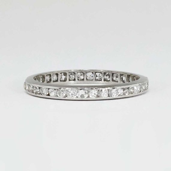 زفاف - Art Deco .50ct t.w. Old Diamond Eternity Wedding Band Size 6 Platinum