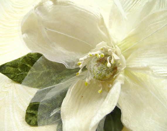 Hochzeit - Velvet Millinery Flower Creamy White Magnolia Blossom with Leaves for Weddings Bridal Bouquets  Wreaths Floral Arrangements