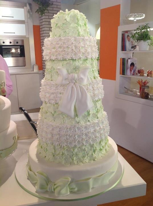 زفاف - Amazing Cakes