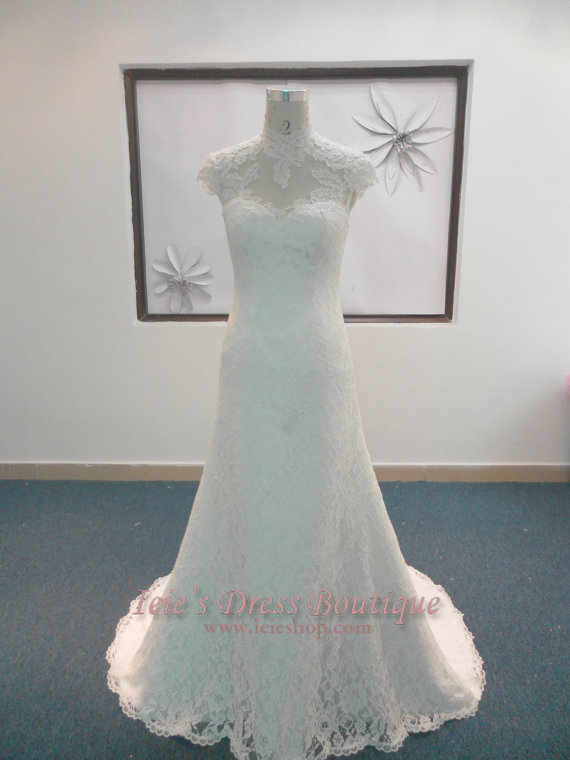 Hochzeit - Modest A-line Lace Wedding Dress 