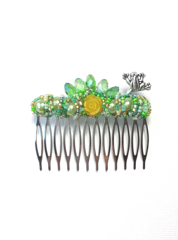 Mariage - Large Green Princess Sparkle Frog Comb