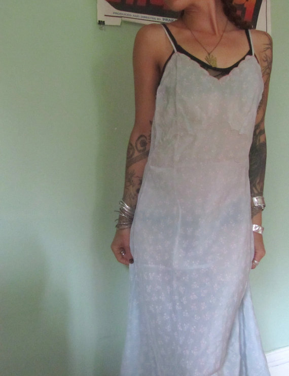 Mariage - 1930s silk slip / hand sewn / hand made / pale blue / floral / pastel / long / midi / skinny straps / sweetheart neck / size small to medium