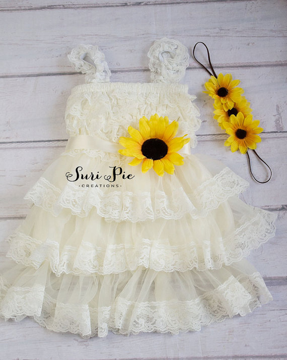 Mariage - Rustic Sunflower Flower Girl Dress..Sunflower Sash and Headband Lace Flower Girl Dress..Cowboy Girl Outfit.Flower Girl Gift...Photo Prop
