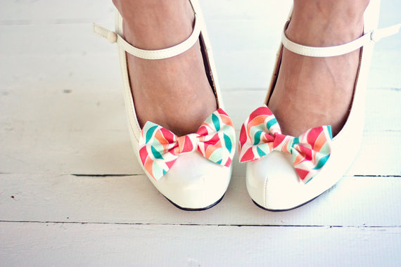 زفاف - The Belle- coral/mint/peach multi shoe bow clips // brides // bridesmaid gift // flower girl