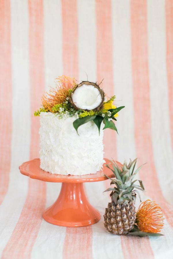 Mariage - Fabulous Tropical Wedding Cake Idea