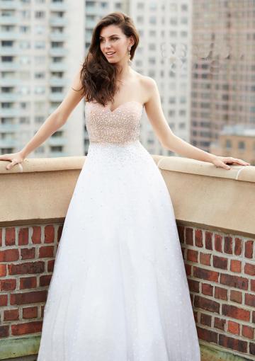Wedding - Buy Australia 2015 Ivory and Blush A-line Sweetheart Neckline Beaded Organza Skirt Floor Length Evening/ Prom/ Homecoming Dresses 100 at AU$179.52 - Dress4Australia.com.au