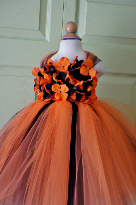 زفاف - Flower girl dress, Flower Gril Tutu Dress, Orange and Black tutu dress, flower top, hydrangea top, toddler tutu dress, halloween dress