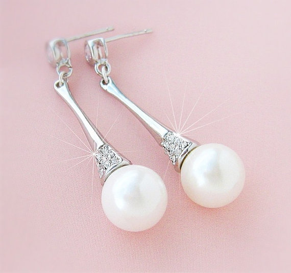 Mariage - White Pearl Wedding Earrings Bridal Earrings Pearl Earrings Rhinestone Jewellery Pearl Jewelry Pearl Dangle Earrings