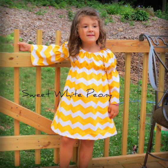 Hochzeit - Peasant style Dress!  Yellow Shevron Dress! Baby dress.Teen Dress,Flower Girl dress,Girls easter Outfit,Toddler