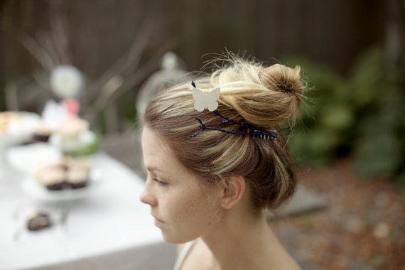 زفاف - Navy Blue Twig and Butterfly Hair Clip butterfly Hair comb Butterfly Hair Accessory Bride Bridal Wedding Bridesmaid
