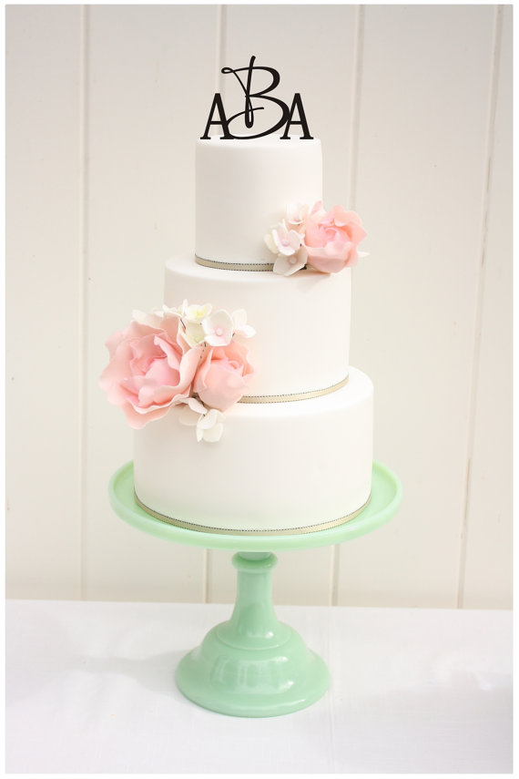 زفاف - Custom Triple Monogram Wedding Cake Topper -3 Letter Monogram Letter Cake Topper