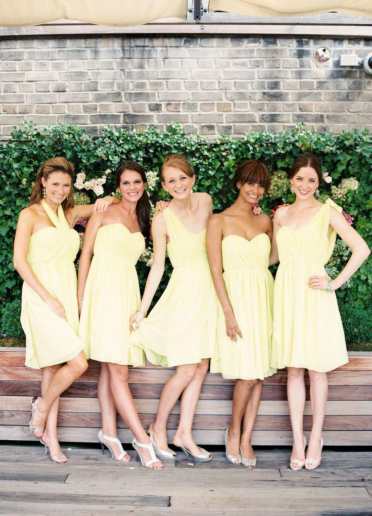 Hochzeit - Tips From The Pros: How To Pull Off Mismatched Bridesmaids With Weddington Way