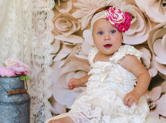 Свадьба - ivory lace dress headband SET,Toddler,ivory baby dress,Flower girl dress,First/1st Birthday Dress,Vintage style,girls photo outfit
