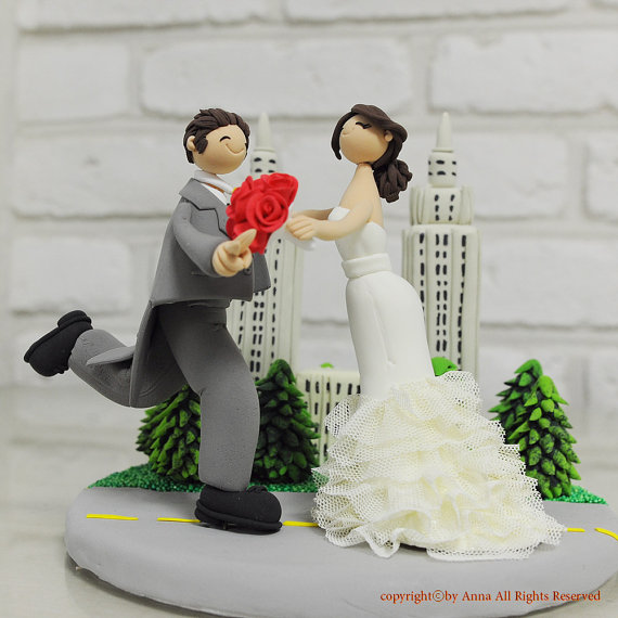 Mariage - New York Central Park custom wedding cake topper decoration keepsake