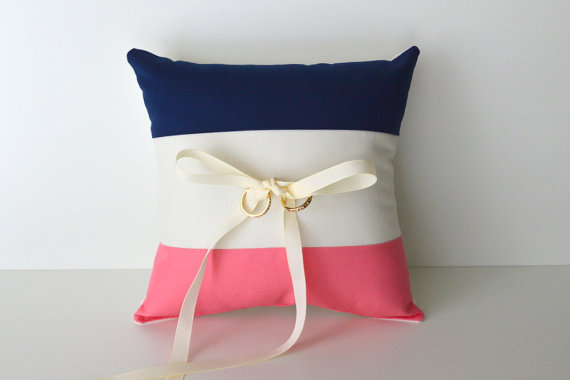 زفاف - Color Block Wedding Ring Pillow, YOU CHOOSE the colors, shown in ivory navy and coral