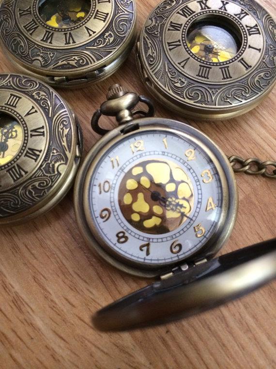 Mariage - Wedding Set of 9 Pocket watch Steampunk Antique Gold Pocket Watches with Chains Gifts for Groomsmen