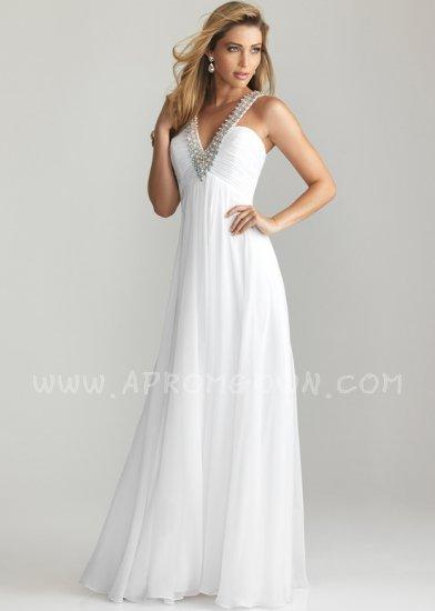 زفاف - Beaded White Halter Neckline Prom Dress by Night Moves 6609
