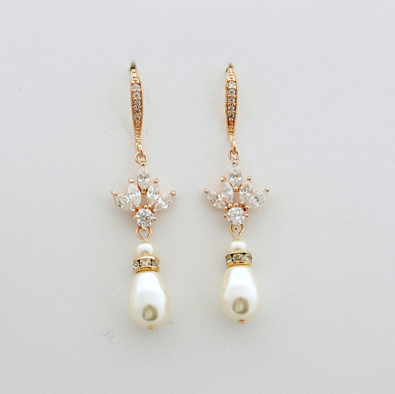 Hochzeit - Rose Gold Pearl Drop Wedding Earrings Cubic Zirconia Bridal Earrings Swarovski Pearls Crystal Wedding Jewelry