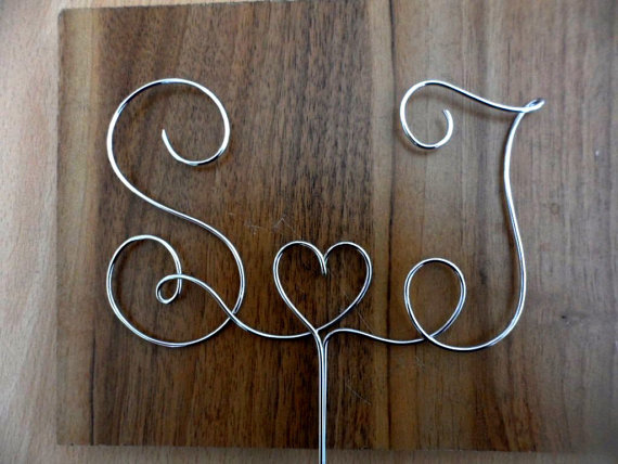 Wedding - Wedding Cake Topper,  Silver cake topper - Gold cake topper -Monogram  Mr. and Mrs Two lovers