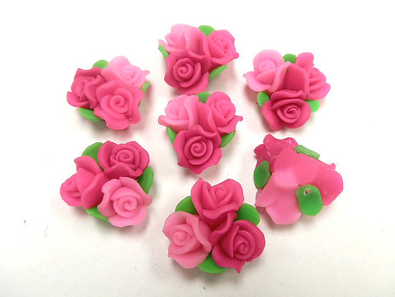 Hochzeit - 10 Fimo Polymer Clay Pink Fuschia Flower Fimo Beads Bouquet  25mm