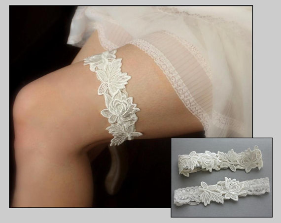 Hochzeit - Lace Bridal Garter SET - Wedding Garters in Ivory or White - Venice Lace - Vintage Inspired Bridal Accessories - "Brynn"