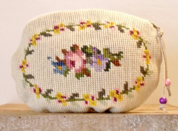 Mariage - Oval vintage French needlepoint purse Wool with silk brocade lining small zipper clutch wedding evening