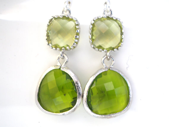 Hochzeit - Green Earrings, Peridot Earrings, Apple Green Earrings, Silver Green Apple, Wedding, Bridesmaid Earrings, Bridal Jewelry, Bridesmaid Gifts