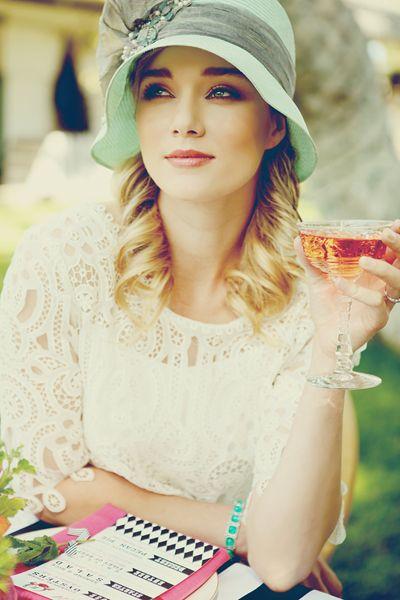 Hochzeit - Why A Hat Is The Perfect Accessory For A Vintage Wedding