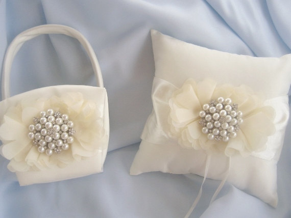 زفاف - Flower Girl Basket, and Pillow, Blush and Pearls Flower Girl Basket Set, Ivory or White