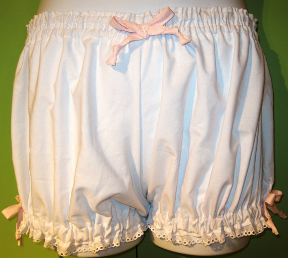 زفاف - Size XL Plus Womens Bloomers White Cotton Sheeting trimmed in Pink Ribbons and White Eyelet