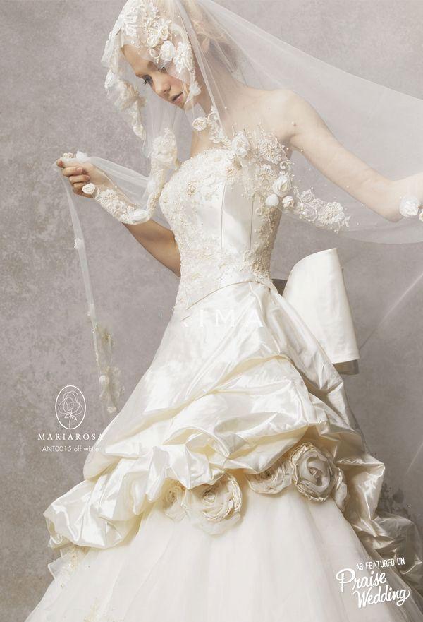 زفاف - This Timeless Anteprima Wedding Dress By Izumi Ogino With Floral Embellished Details Offers Too. Much. Gorgeousness!