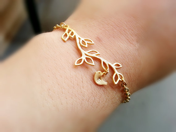 Свадьба - BUY 2 GET Any 1 FREE Gold Branch Baby Bird Initial Bracelet Gold Branch Bracelet Personalized Jewelry Engraved Initial Bracelet Bird Charm