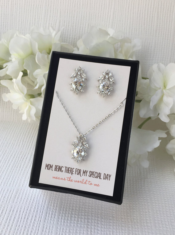 Mariage - Mother of the Bride Gift, Personalized Bridal Party Gifts, Gifts for Mother of the Groom, Jewelry, Wedding Accessories, Bridal Jewelry, N507