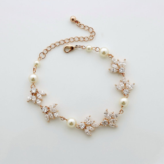 Mariage - Rose Gold Bracelet Crystal Pearl Bridal Bracelet Rose Gold Wedding Jewelry Crystal Wedding Bracelet